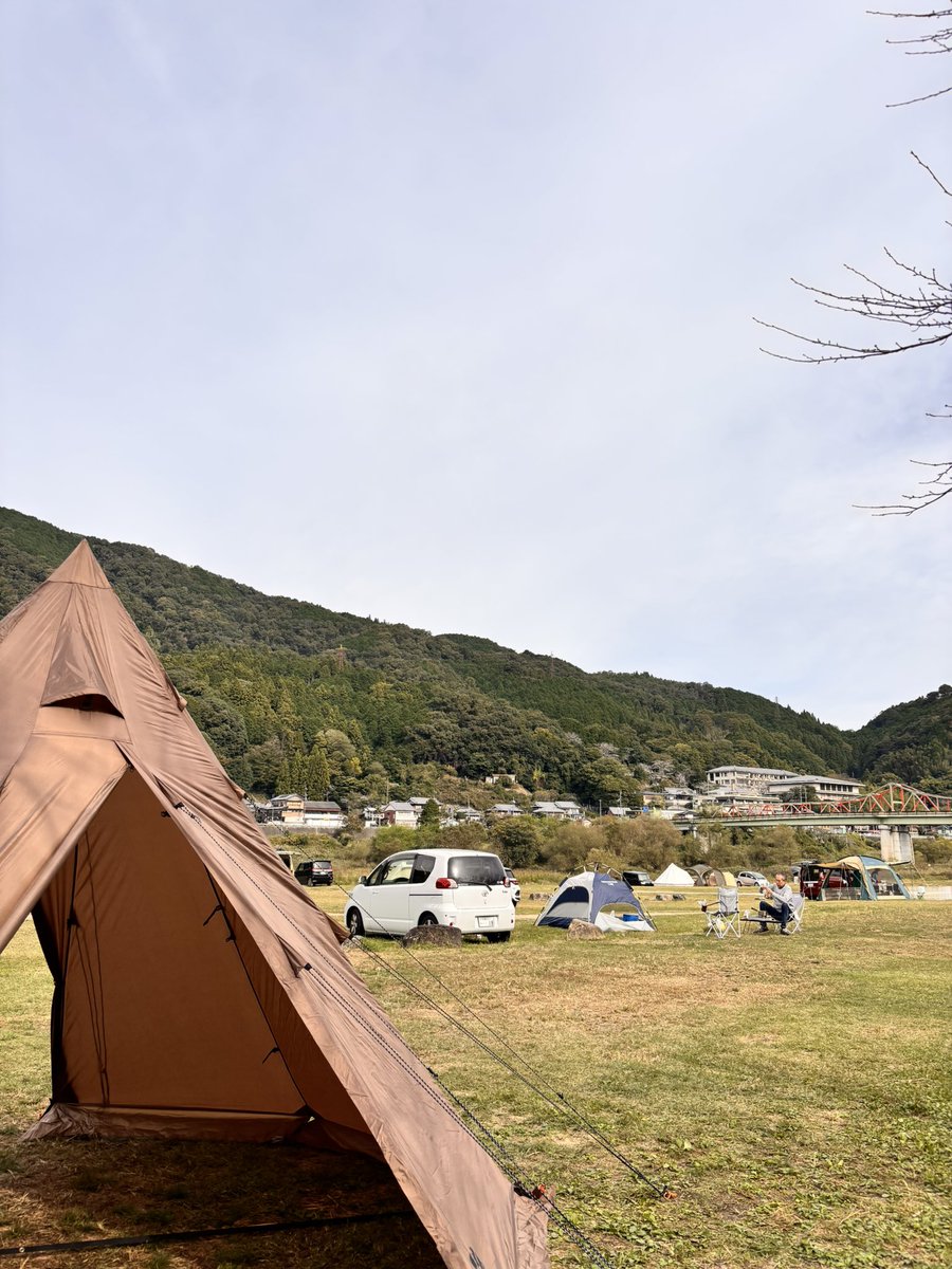 sneaker0920's tweet photo. ゆっくりするぞ〜🏕️
#キャンプ https://t.co/ENhy12xcOD