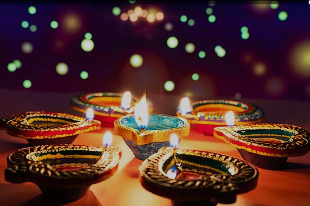 pathwayfinancin's tweet photo. Pathway Financing wishes you&amp; your family  joyful&amp;prosperous Diwali! May this Festival of Lights illuminate your life with success happiness&amp;new financial opportunities.Let’s celebrate the triumph of light&amp;new beginnings together.Happy Diwali!✨ #PathwayFinancing #HappyDiwali # https://t.co/Air9au177p