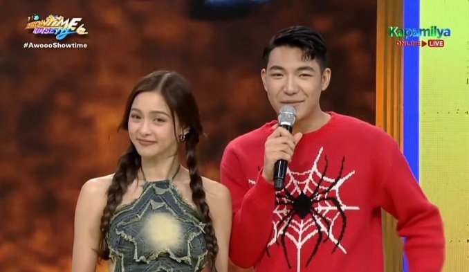 iLoveDarren_24's tweet image. D' Besties Darren and @prinsesachinita sa Kaloka Like Face 4!!  Grabee naman talaga ang mga visuals!!

#DARREN @Espanto2001
#AwoooShowtime