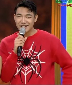 iLoveDarren_24's tweet image. We love youu so much our handsome Chinito!!

#DARREN @Espanto2001
#AwoooShowtime