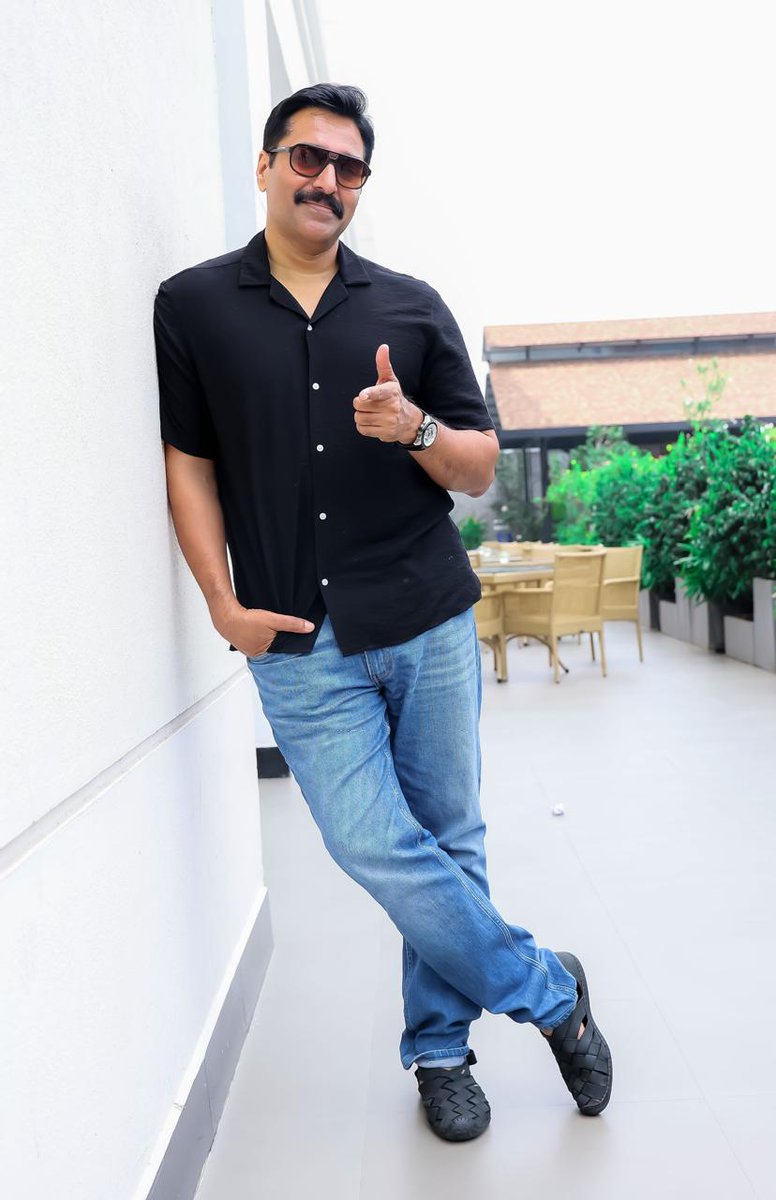 ദീപാവലി ആശംസകൾ.
தீபாவளி நல்வாழ்த்துக்கள். 

Wishing  a Diwali 🪔 filled with prosperity, harmony, and precious moments together. 

<a href="/actorrahman/">Rahman</a> @ajayjohns2018 
<a href="/johnsoncinepro/">Johnson PRO</a> 

#EvergreenStarRahman #BadBoyz #1000babiesonhotstar
#nirangalmoondru #ethire 
#silkbanaras