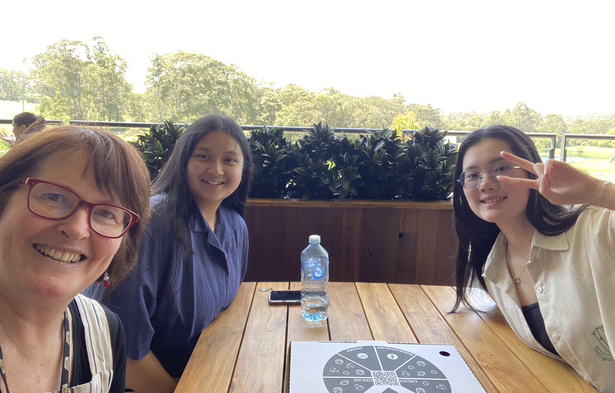 iristorm's tweet photo. Excited to celebrate the End of Semester achievements of our @MediaCommsMQ  interns! Collaborating to create our #MCCALLMastersStorytellingSeries #InternationalJourneys. Thanks again Maddie and Snow  for this semesters work! Watch the stories here!: https://t.co/hIHNuOwXcs https://t.co/zNLlRhz4ur