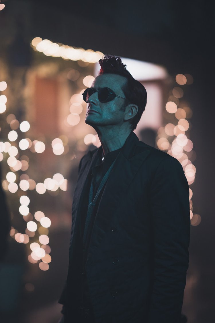 Why are you so pretty. Please some of it for us too.