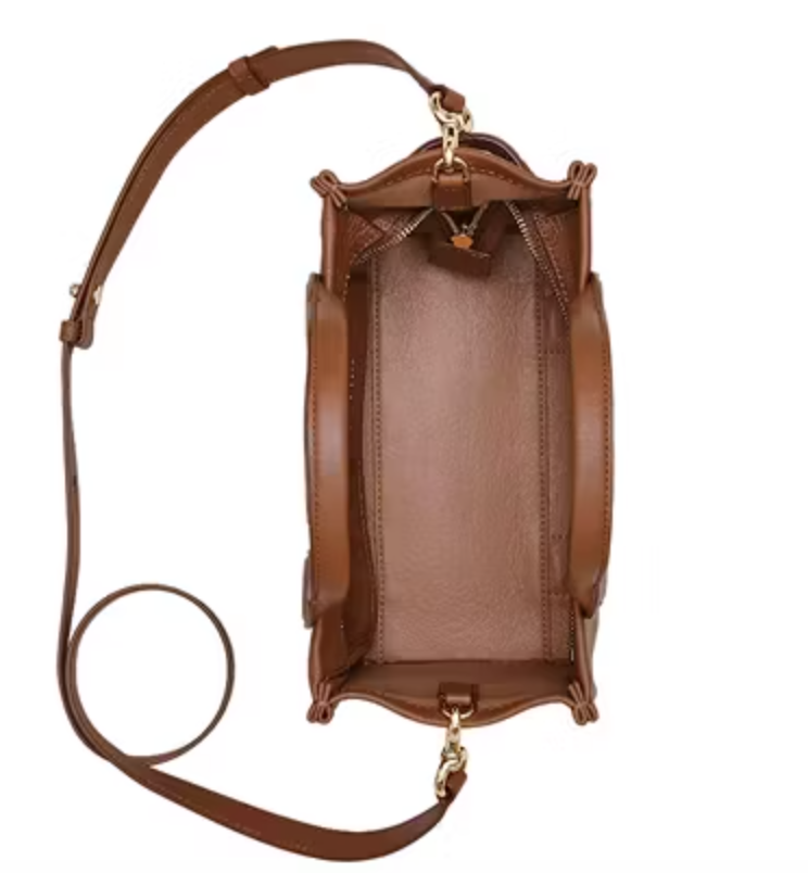 pppppuity's tweet photo. ส่งต่อกระเป๋า MARC JACOBS - THE LEATHER TOTE BAG สี  ARGAN OIL ใช้ไป 1 ครั้งถ้วน ซื้อเก็บค่ะ สภาพใหม่มากกก ถุงผ้า การ์ด ป้ายครบ (ซื้อจากชอปโตเกียว ญี่ปุ่น 18,900) ส่งต่อ 12900 รวมส่งค่ะ #ส่งต่อกระเป๋า #Marccjacobs #ส่งต่อมือ2 https://t.co/QYZKBqK23I