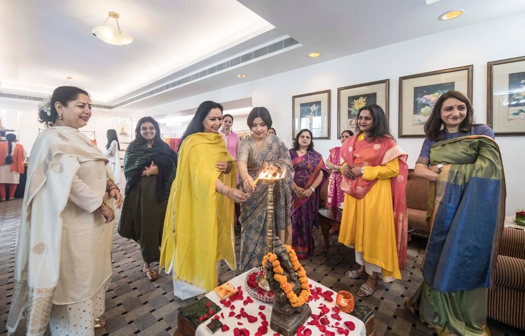 समस्त देशवासियों को दीपावली के पावन पर्व की हार्दिक शुभकामनाएं।