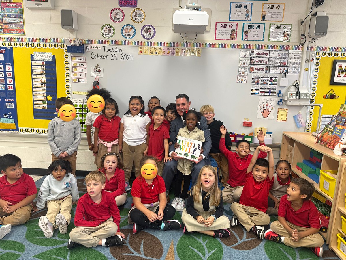 Thank you <a href="/RedBankSup/">Dr. Jared Rumage</a> for being our guest reader! We can’t wait to have you back. 📚 #RBBisBIA <a href="/rbpsEAGLES/">Red Bank Primary</a>