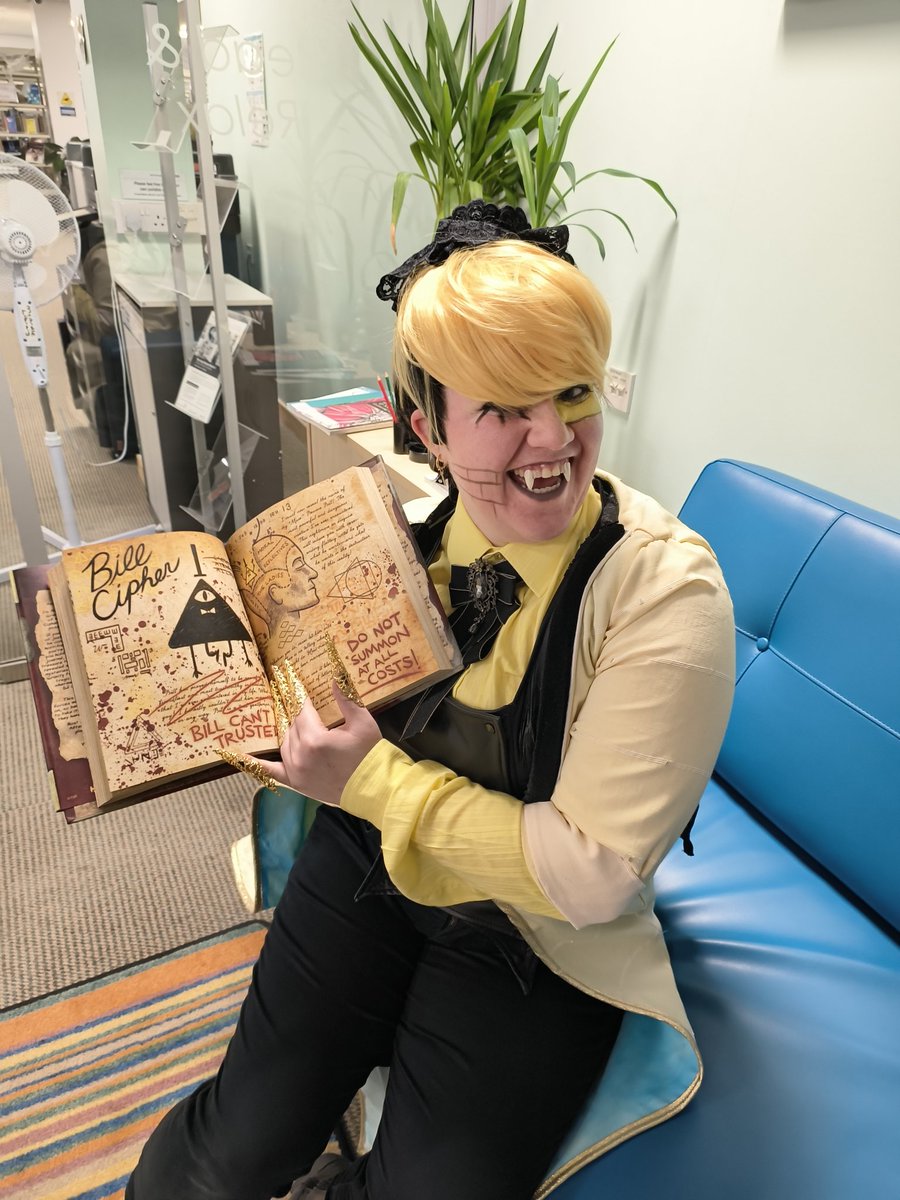 Library & Knowledge Service tweet media