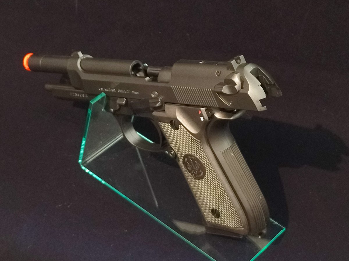 Toyskameta's tweet photo. 【オススメ商品】
クラウンモデル スライドストップ U.S.M9
10歳以上用のエアコッキングなのにスライドストップがかかってホールドオープンするU.S.M9です
表面もつや消しが施されていてイイ感じ
発射性能も評判が良いです
ファンの方はぜひ!!
#クラウンモデル
#スライドストップ
#エアコキ #usm9 https://t.co/aW2hd9V467