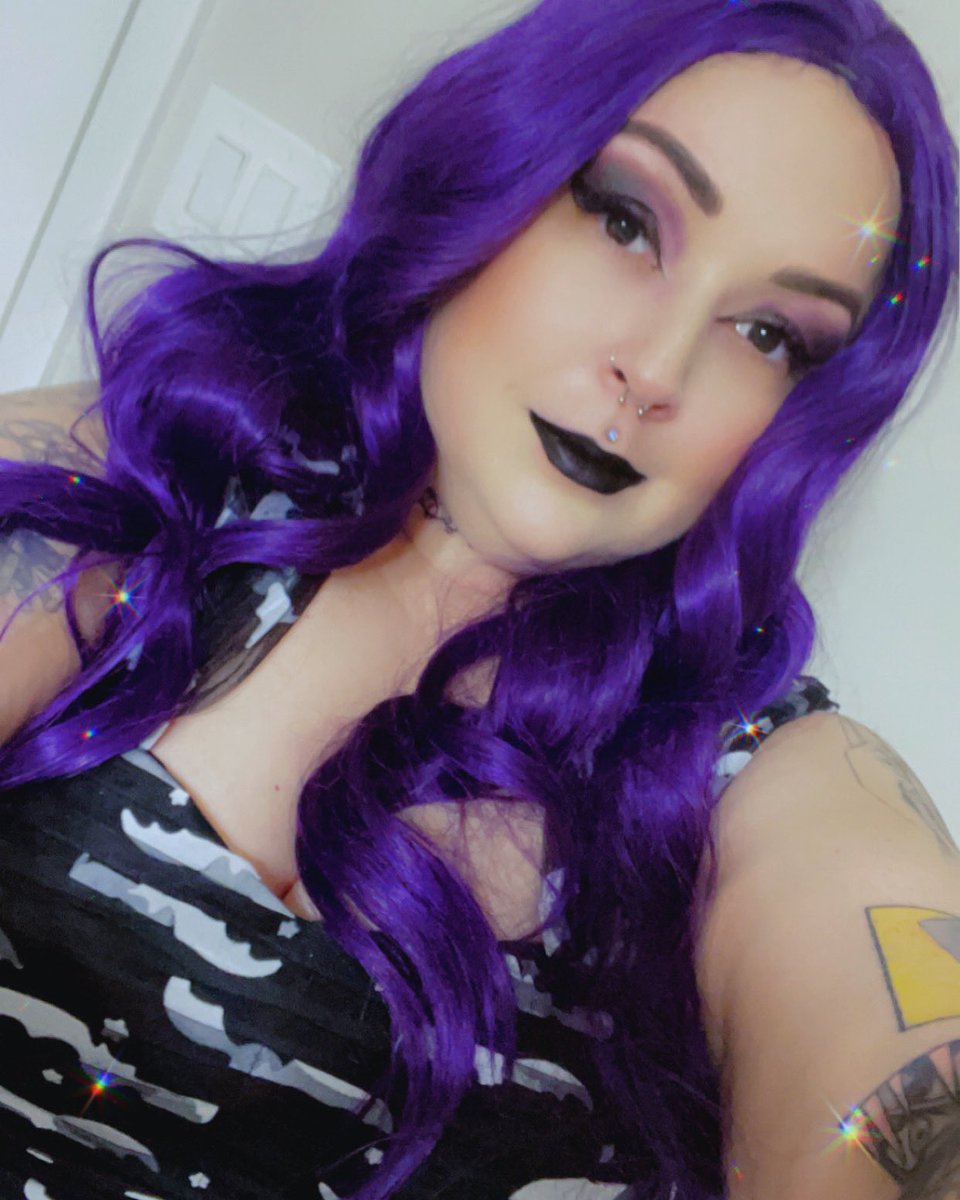 michi♡ Toxic Green Neon Meowchi 7