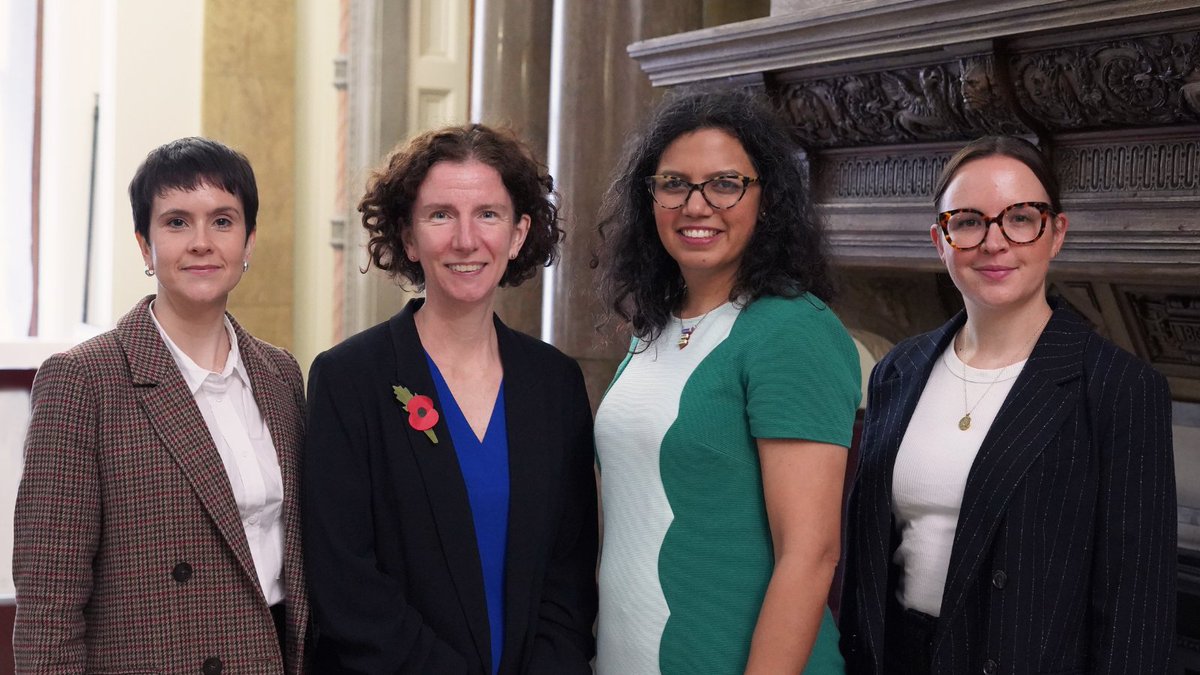 ◼️Equal Pay Day and what this means for women working in the UK
◼️Closing the gender pay gap
◼️Steps needed to support women in the workplace

What Minister for Women and Equalities, Anneliese Dodds, spoke about during a meeting with Fawcett officials.
