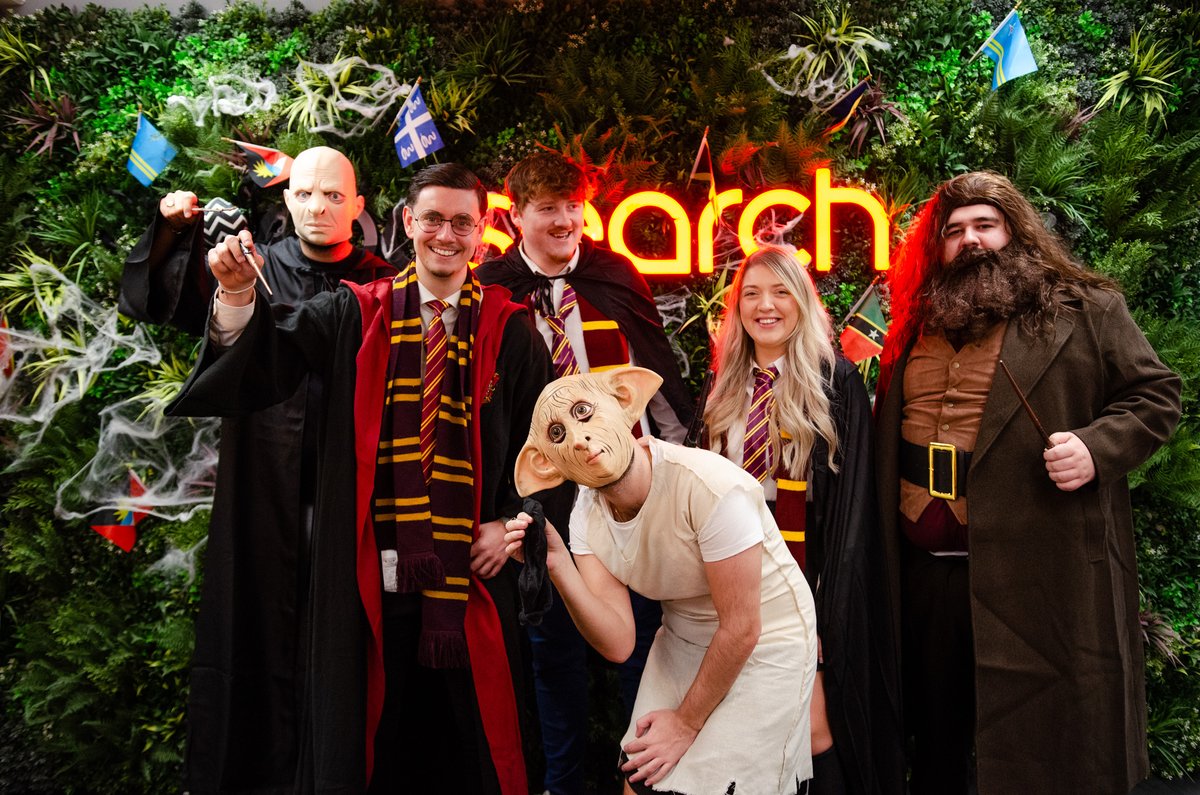 Happy Halloween from the sp👀ky side of Roc Search! 🎃 

Our teams across Reading, London and Manchester have all been working hard, but couldn't resist a little Halloween fun! 

How good does everyone look in their costumes?  Who do you think looks best?😱

#Halloween #SalesDay