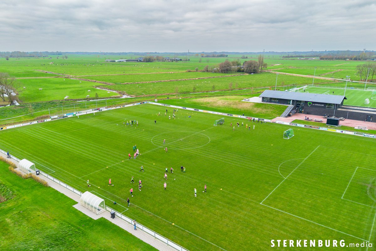 Vandaag bij vv Winsum:

<a href="/fcgroningen/">FC Groningen</a> on Tour: Girls Only

Foto: <a href="/sterknburgmedia/">Sterkenburg Media</a>