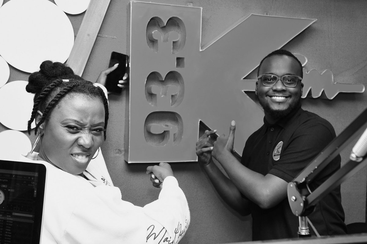 933 KFM tweet media