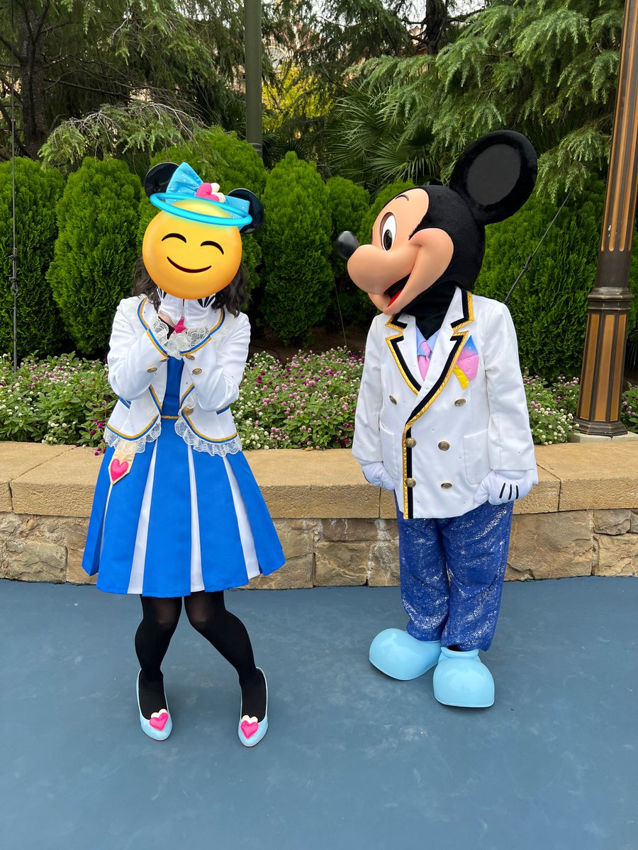 Happy Halloween🎃
このときまじでHappy過ぎて顔も身体もでろでろに溶けてしまった🫠🫠🫠予告なしのバックハグは反則ですずるいずるい大好き