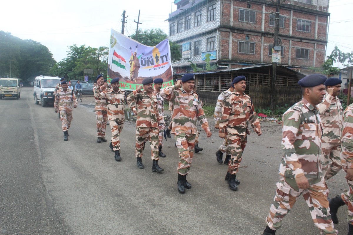 ITBP_official's tweet image. दिनांक 31/10/24 को #राष्ट्रीय_एकता_दिवस के उपलक्ष्य में सी.डब्ल्यू.एस./एफ.ए.डब्ल्यू-1 #ITBP (रुपई) में श्री हरी सिंह, सेनानी के नेतृत्व में शपथ ग्रहण एवं #RunForUnity का आयोजन किया गया।
#HIMVEERS