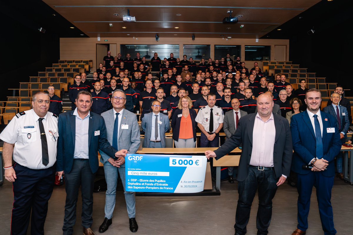 Avec <a href="/GRDF/">GRDF</a>, nous poursuivons la collaboration dans l’intérêt des <a href="/PompiersFR/">Pompiers de France</a> et dans le soutien de <a href="/OdpPompiers/">ODP Sapeurs-Pompiers de France</a>.
Cette convention signée à l’<a href="/ENSOSP/">Ensosp</a>  en présence de @mflhuby contribue à :
➡️la sensibilisation et la sécurité des intervenants face aux risques gaz 
➡️la