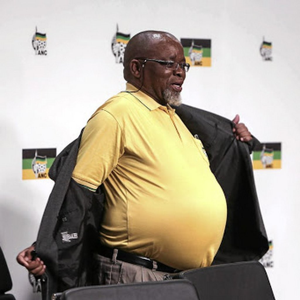 MrHandsomeSA__'s tweet image. I heard that the first South African owned SpazaShop is being prepared before the launch #TITE in Naledi, Soweto.

But knowing South Africans, boMakhi are already preparing to be queuing up at "Lehlogono Trading Shop" for dankie mkhonyana &amp;amp; Credits book advises.