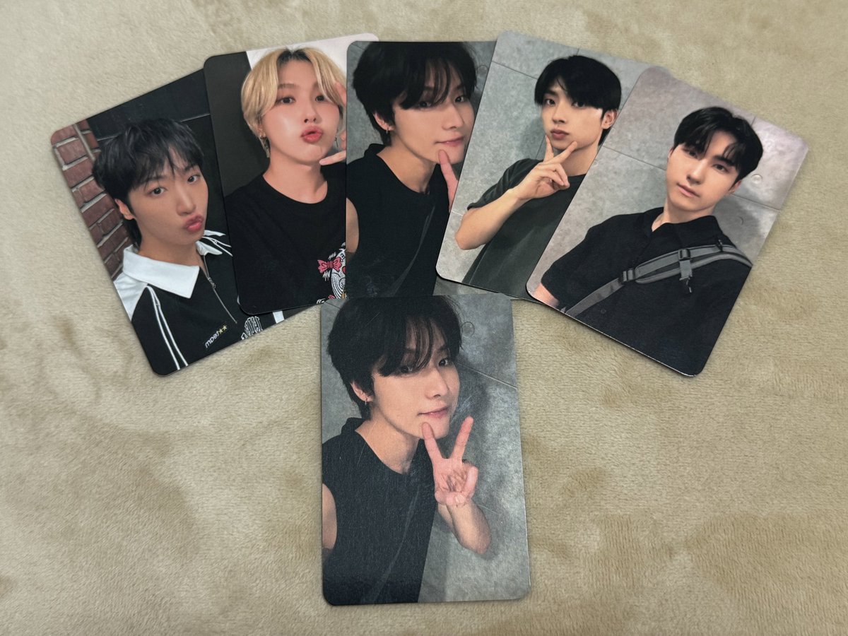 wevellain's tweet photo. The albums from the fansign arrived 🥹 https://t.co/hNmFktx7zb