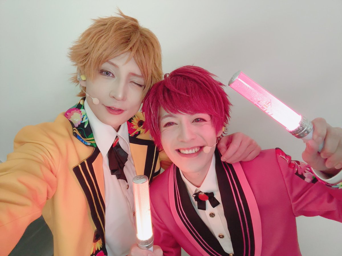 chanjin0116's tweet photo. 🌸最高の景色だった🌻
🍁いつもありがとな監督❄️

#エーステ
#フォーライ https://t.co/7f5mW2Gtoe