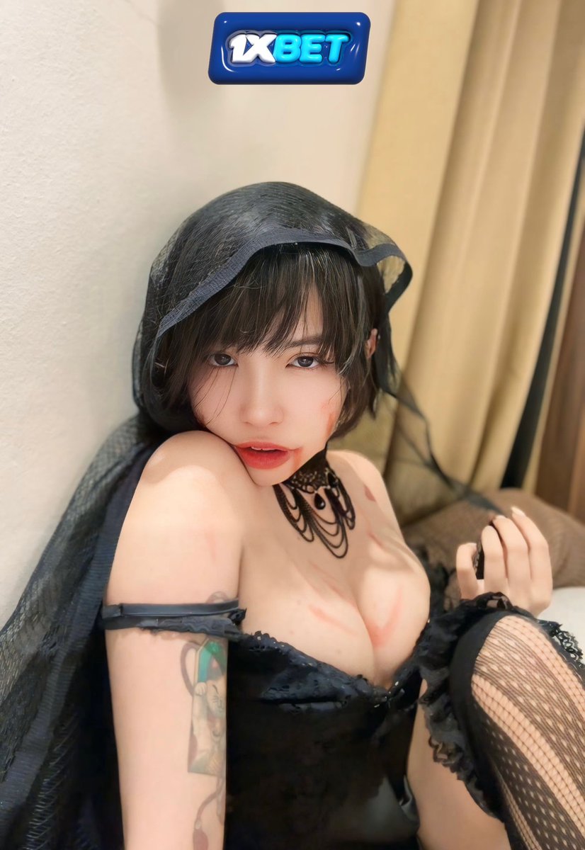 itsdanicx_'s tweet photo. Time to hunt🦇… ???
Hmm Lalabas ka pa ba ng bahay mo?🧛‍♀️ 
#HappyHalloween🎃 https://t.co/YfiiH19vc1