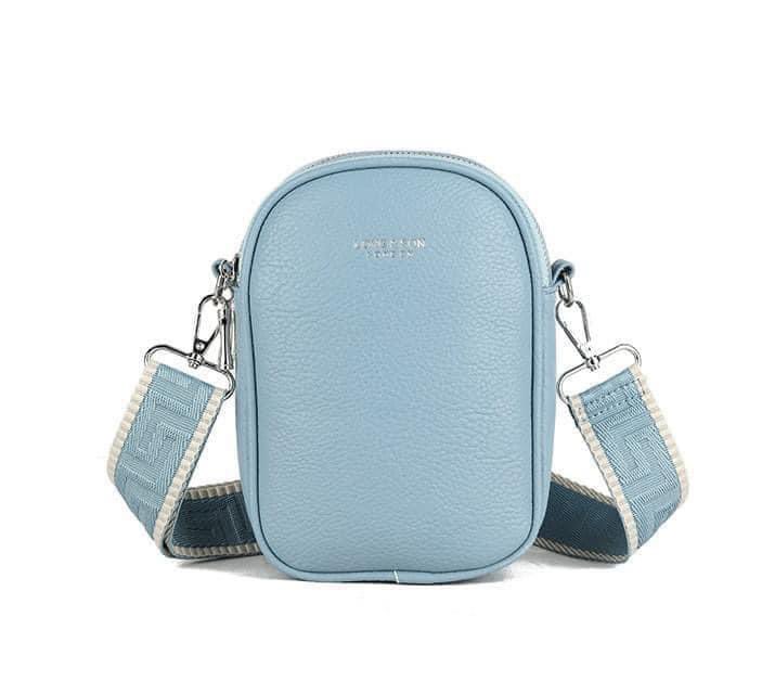 Looking for a Payday treat or are you starting to do your Christmas shopping. Why not take advantage of our Autumn Handbag Sale! Up to 45% off! 

no14gifts.co.uk/c/handbags
