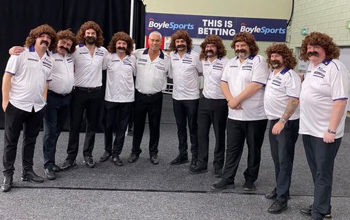 To celebrate the career of Steve Beaton some of the pro’s have turned up dressed as him at the final pro tour of the  season. 

I love this sport so much