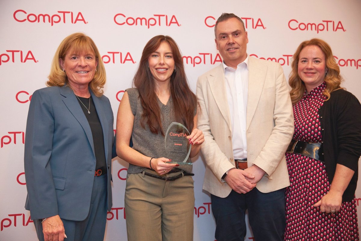 A glimpse of our time at CompTIA's hashtag #EMEACon in London 🇬🇧 

We are over the moon to be the winner of the 'Academic Partner Newcomer' Award🌟 

#CompTIA #upskilling #techskills #N+ #A+ #S+