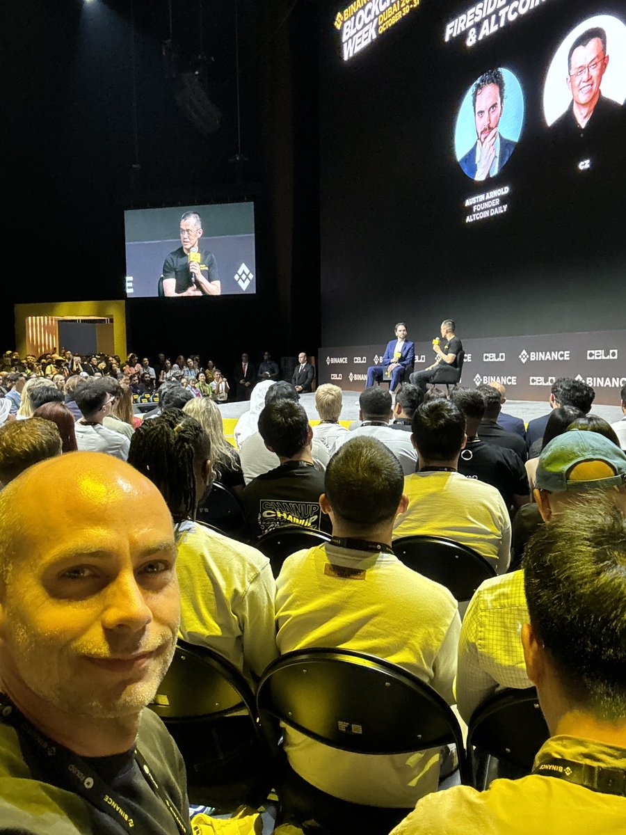 blockchainbloom's tweet photo. CZ now live on stage at Binance Blockchain Week in Dubai! 👍 #BinanceBlockchainWeek #blockchainbloom https://t.co/o6EchBbK17