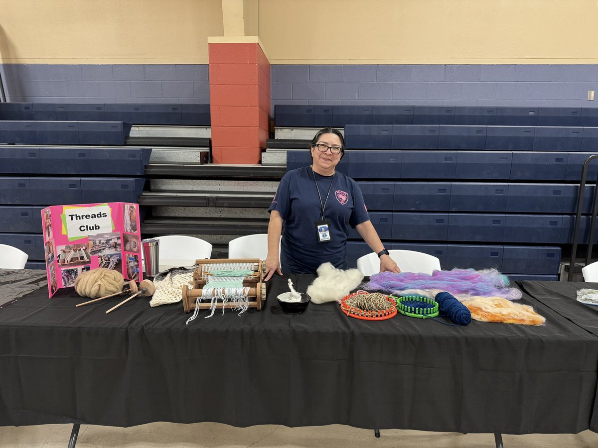 ashleyhann5th's tweet photo. @NISDLosReyes represented last night at the @NISDOConnorHS EXPO! We showcased our Esports club, Garden club, and Threads club! https://t.co/YvshsWQ1qX