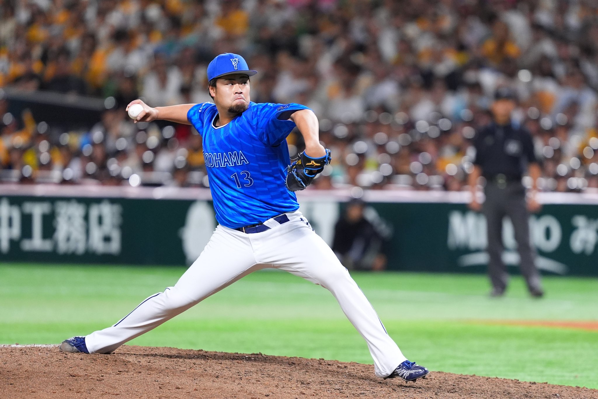 2018 プロ野球 セ・リーグ 横浜DeNAベイスターズ DESCENTE 2018 プロ野球 セ・リーグ 横浜DeNAベイスターズ DESCENTE