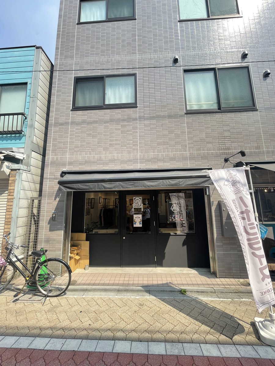 CREW vol.2発刊記念POP UP STORE開催！会場で一部当時デザインを使用した復刻Tシャツを数量限定販売！　
日程：11月9日(土)~12月8日（日）(close11/11,12,18,19,20,21,22,25,26,27,12/2,3) 平日15~19時：土日祝日13~19 時
場所:CHOICE高円寺　東京都杉並区高円寺南2-20-9キアーロ新高円寺102
#crew2