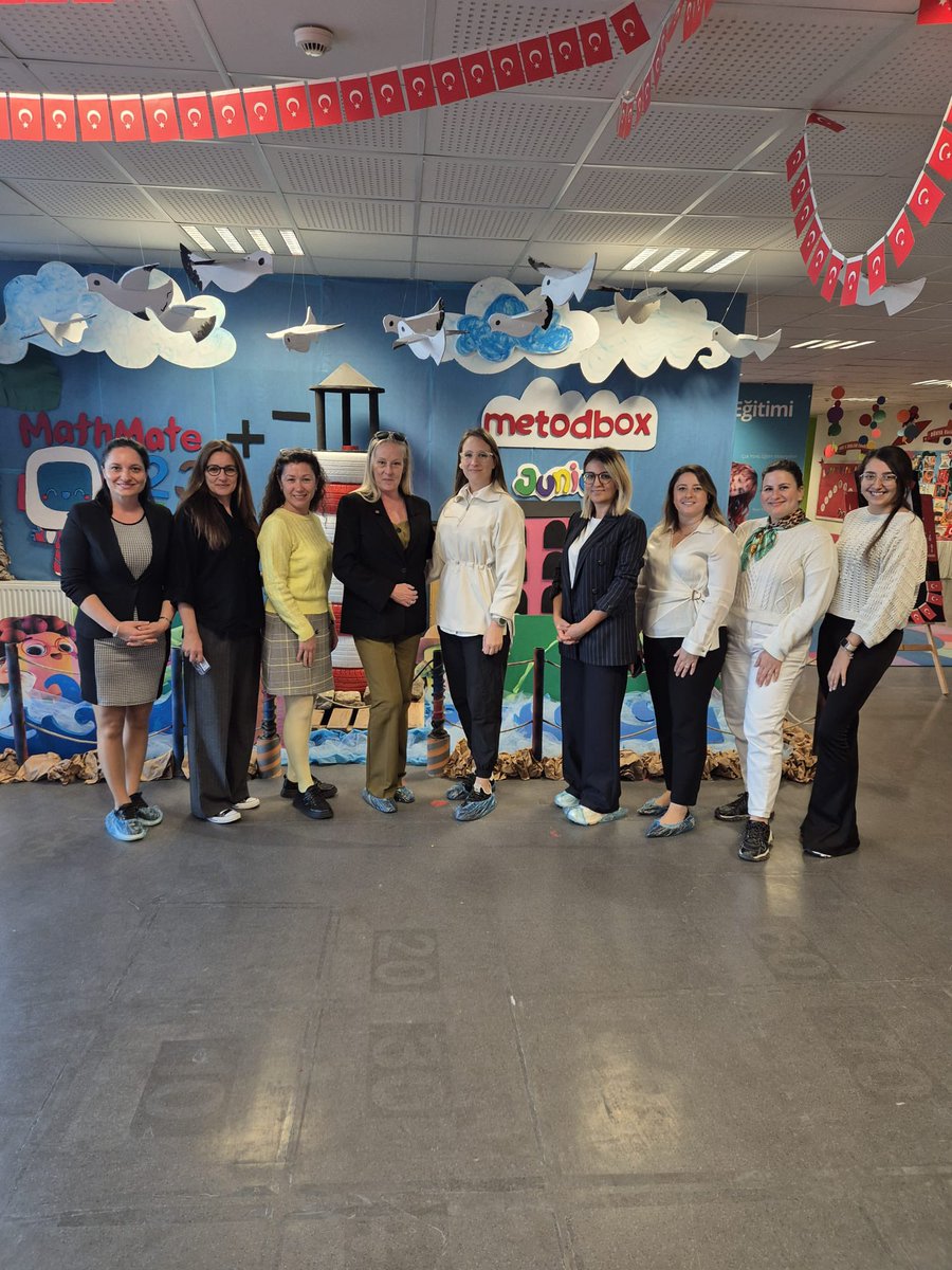 We sincerely thank Dr. Nicolette Nagy Perez, Director of Bilingual Campuses at Bahçeşehir College, for visiting our campus today. 🙏 Your dedication to gathering feedback and improving the curriculum inspires us to strive for even greater success together! 📚🌟