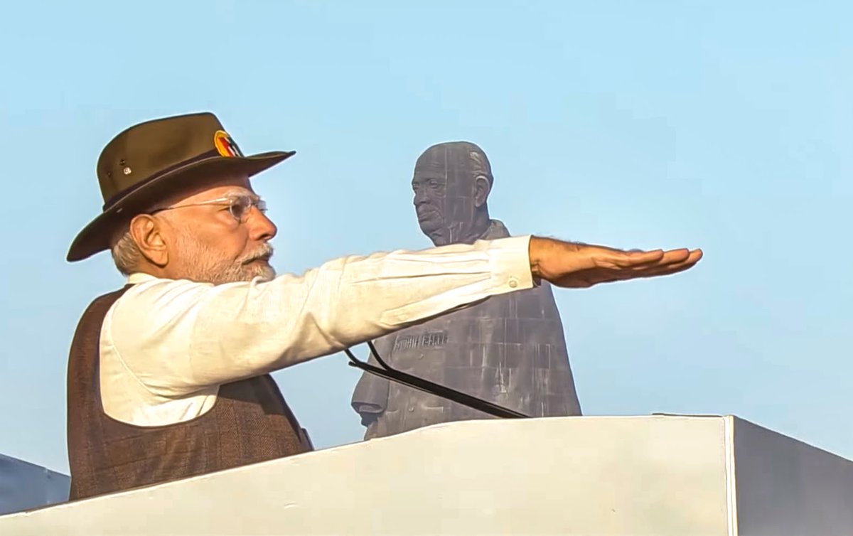 NewsAlgebraIND's tweet photo. BIG BREAKING NEWS 🚨 PM Modi says One Nation One Election & One Nation One Civil Code soon in Bharat 🔥🔥

Big announcement by PM on Unity Day !!

He roared "We have to identify urban Naxals and unmask them"

He said "I am warning divisive forces, both within and outside India, that are aiming to destabilize the country"