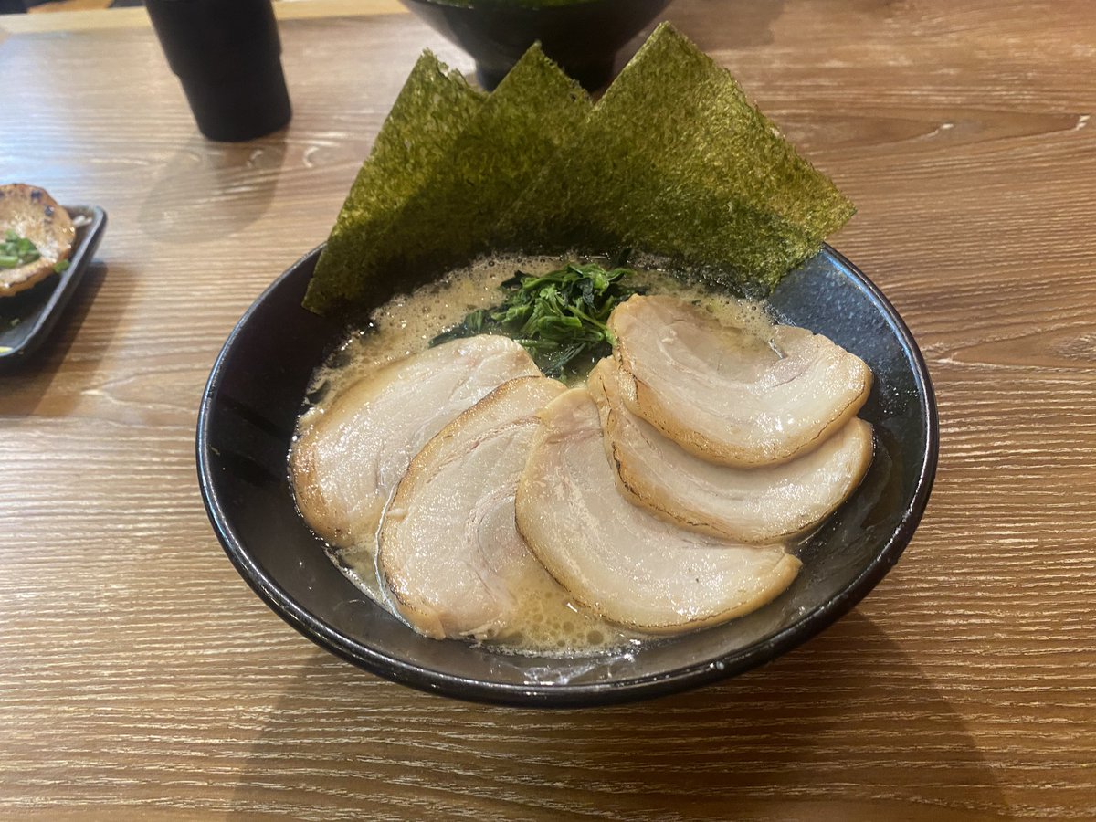 manben0177's tweet photo. そのうえ一緒にラーメンを食べるなどと・・・これはもう遅れてきた青春か https://t.co/rF9JCnSPO1
