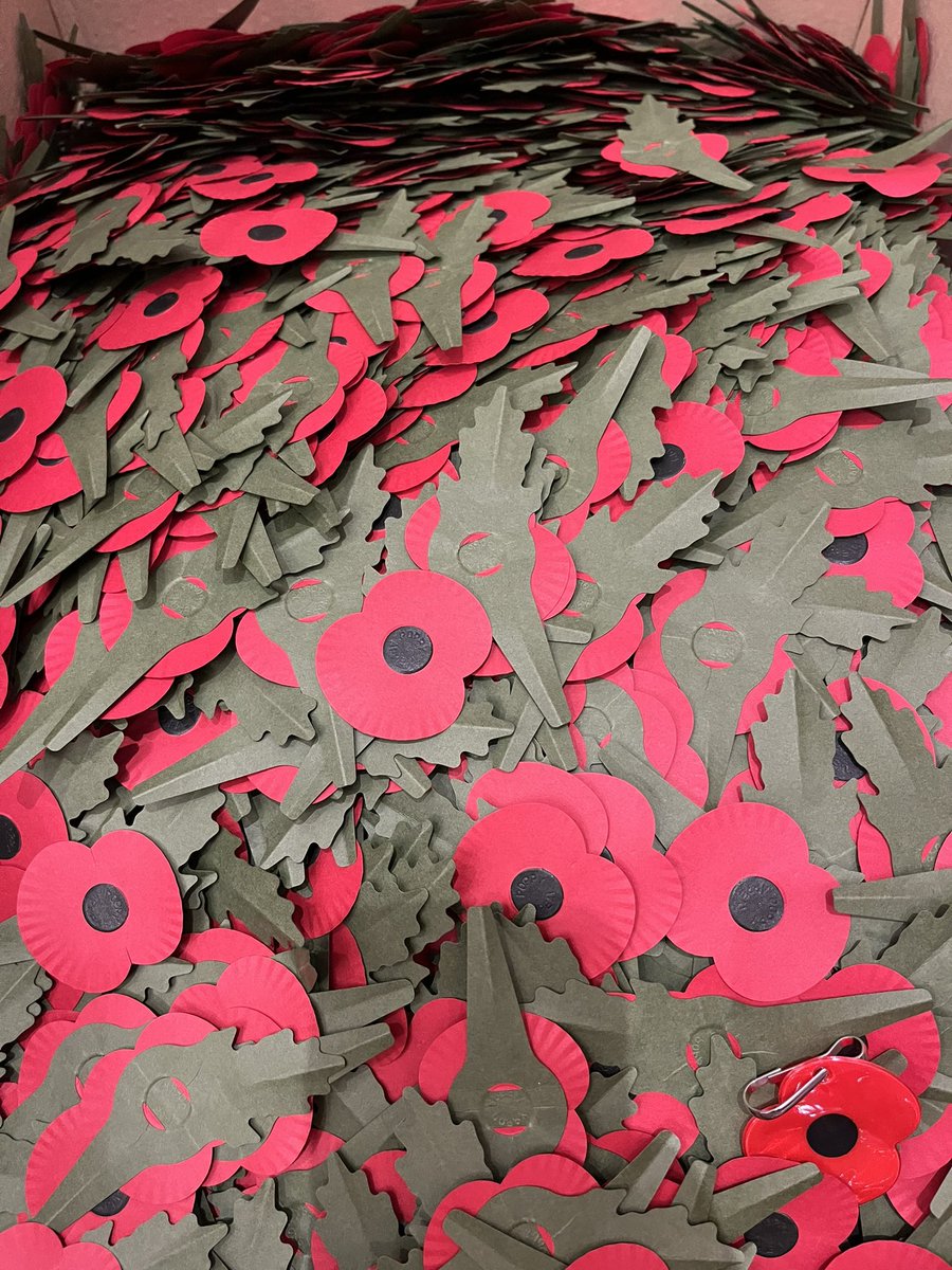 ๐๐ก๐๐ซ๐ฅ๐๐ฌ ๐๐๐ซ๐ซ๐๐ญ๐ญ (@charles_perrett) on Twitter photo The <a href="/PoppyLegion/">Royal British Legion</a> #LondonPoppyDay Central London Sector Command team lead by <a href="/SMarrphis/">Sara</a>.
<a href="/RNReserve/">Royal Naval Reserve</a> <a href="/HMSPresidentRNR/">HMS President</a> <a href="/Ldn_Ambulance/">London Ambulance Service</a> The <a href="/PoppyLegion/">Royal British Legion</a> #LondonPoppyDay Central London Sector Command team lead by <a href="/SMarrphis/">Sara</a>.
<a href="/RNReserve/">Royal Naval Reserve</a> <a href="/HMSPresidentRNR/">HMS President</a> <a href="/Ldn_Ambulance/">London Ambulance Service</a>