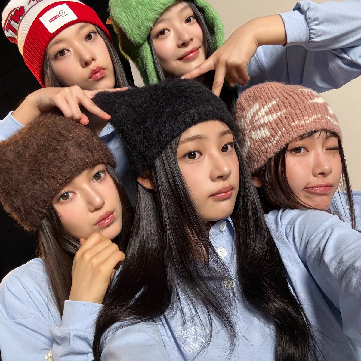 NewJeans_ADOR's tweet photo. [Bunnies Day🐰]
⋆˚☆˖°⋆⭒˚｡훌쩍 커버렸어 함께한 기억처럼‧₊˚ ⭒ ˚˖°⋆

#Happy2ndBunniesDay
#Bunnies #버니즈
#NewJeans #뉴진스 https://t.co/6dRfKkiI9Z