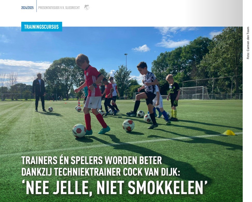 vv_sliedrecht's tweet photo. Trainers én spelers worden beter dankzij techniektrainer Cock van Dijk: “Nee Jelle, niet smokkelen. Gebruik je zwakke been”, klinkt het op Sportpark De Lockhorst. Techniektrainer Cock van Dijk leerde afgelopen voorjaar acht Sliedrechtse voetbaltrainers… https://t.co/MPRzSfnHbw https://t.co/ROgJwfsoU0