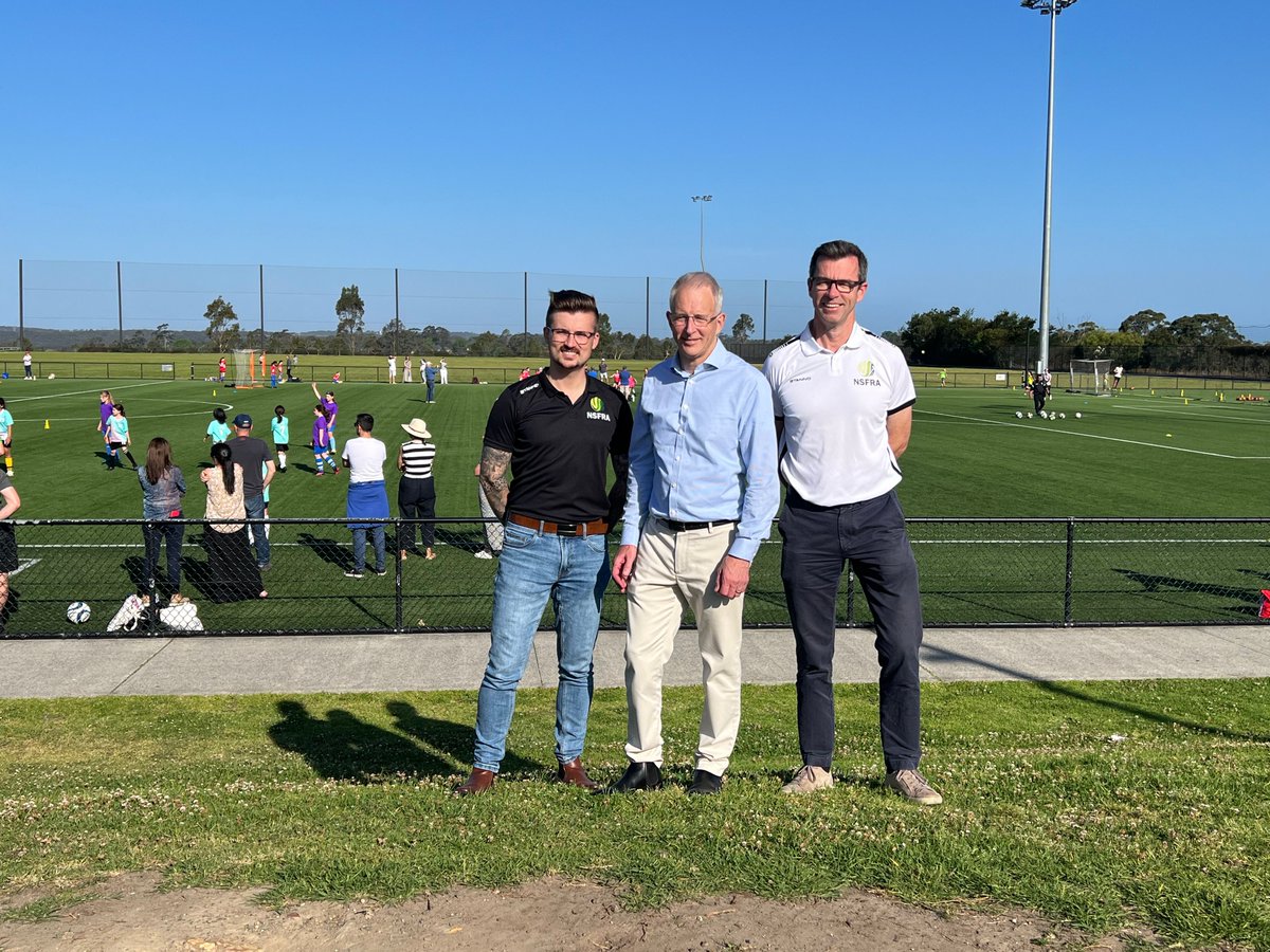 We had the pleasure of welcoming Hon. Paul Fletcher MP to NTRA yesterday, the future Home of Football. Paul joined us to watch our summer football matches, supporting our junior female sides and showing his continued support for the NTRA Development.