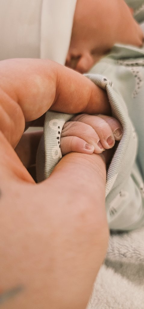 Dynamic_Weeb's tweet image. Welcome to the world, baby Weeb 👶❤️
30/10/24 💫
