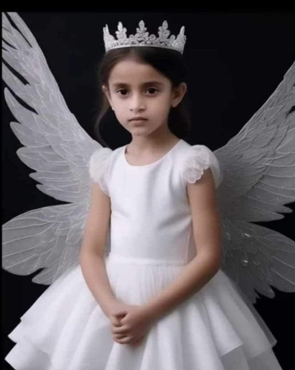 Aaaxxxx's tweet photo. القضيه الاكثر تداولا في اليمن 

#جنات_شرف_كل_اليمنيين

الطفله جنات البالغة من العمر 9 سنوات 

جنات ضحية القبيله والاعراف والواسطه 
وانعدام الامن والعداله https://t.co/FawEeAuNep