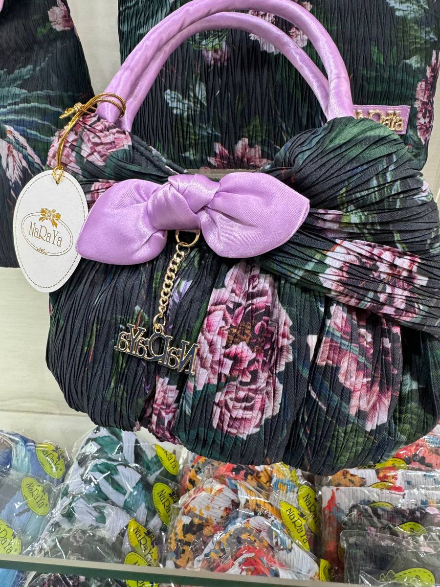 タイのお土産プレゼント🎁

１０名にプレゼントが当たります。全部写真を撮るのは大変なので、届くまでのお楽しみ😊ということで、、！

@madame_NFTJP 
<a href="/madame_yjp/">マダムY🤗Crypto関連開発コンサルちゃん</a> 
<a href="/Kawashima_OK/">川島 - KAWASHIMA</a> 

フォロー&amp;リポスト

〆切11月3日23時59分まで