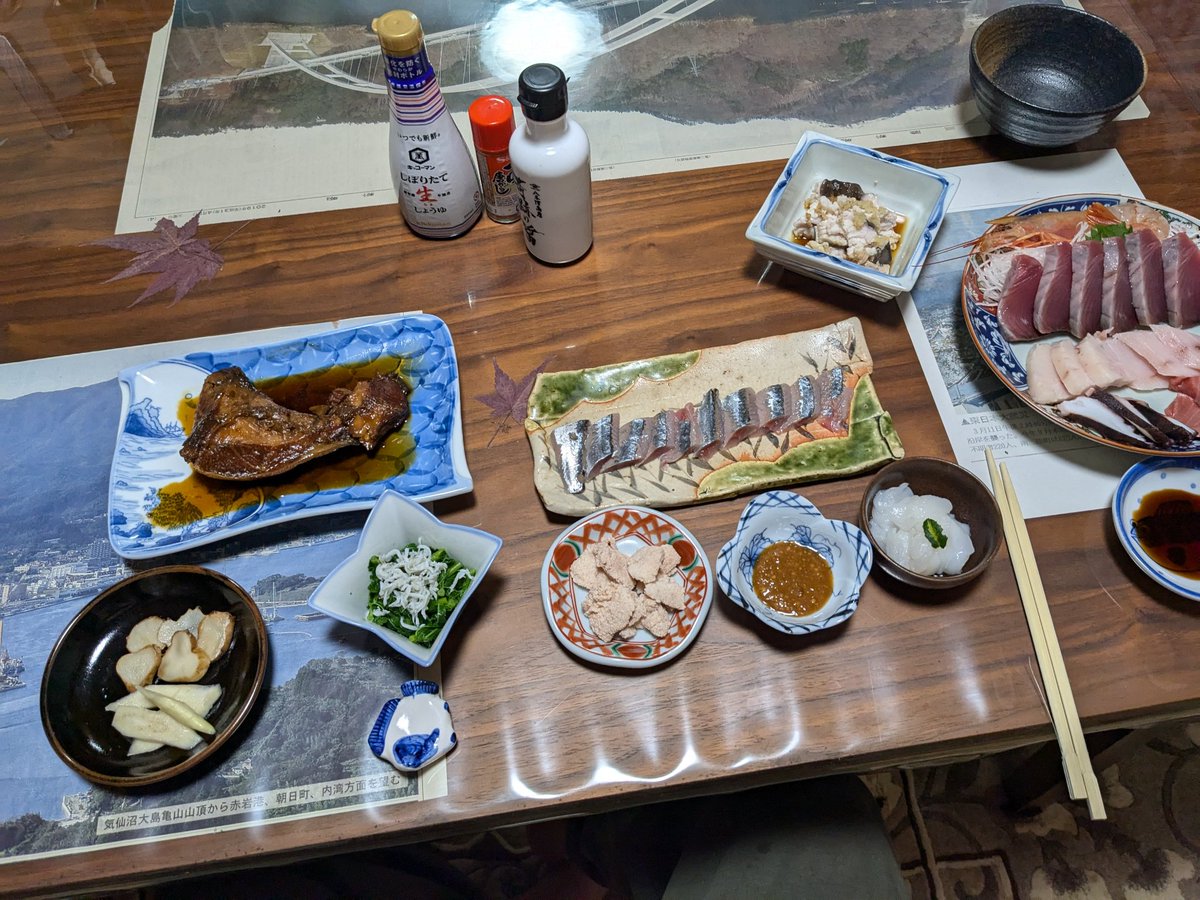 santewaki's tweet photo. 昨日、気仙沼…民宿天心宿泊。夕食に出たぶりカマ残して朝食にだしてくれたんですが、いつもはさば味噌でてたみたいで忘れてごめんなさいと、さっき宿のお母さんから電話あり　わざわざ親切すぎる　みなさんどうぞ民宿天心へ　
#民宿天心　#気仙沼 　#親切お母さん https://t.co/471yxbJ9ps