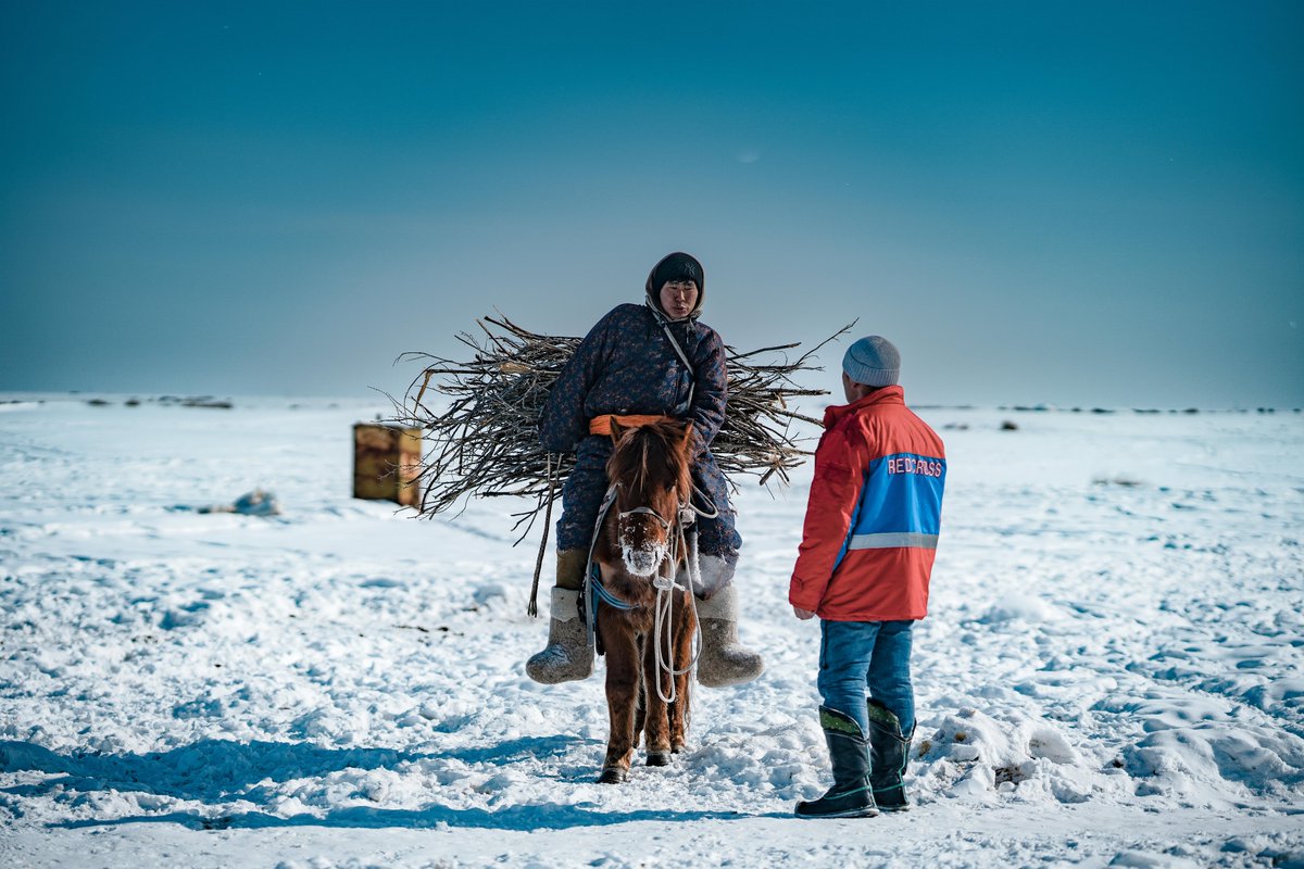 RedCross510's tweet photo. ❄In late 2023, extreme winter conditions threatened local communities in Mongolia. Our CEA Advisor Jonath was deployed with @MongolianRed & @IFRC to help identify urgent needs & empower communities to participate in their own recovery.

📢 New article out now! https://t.co/JUwXNepnX1
