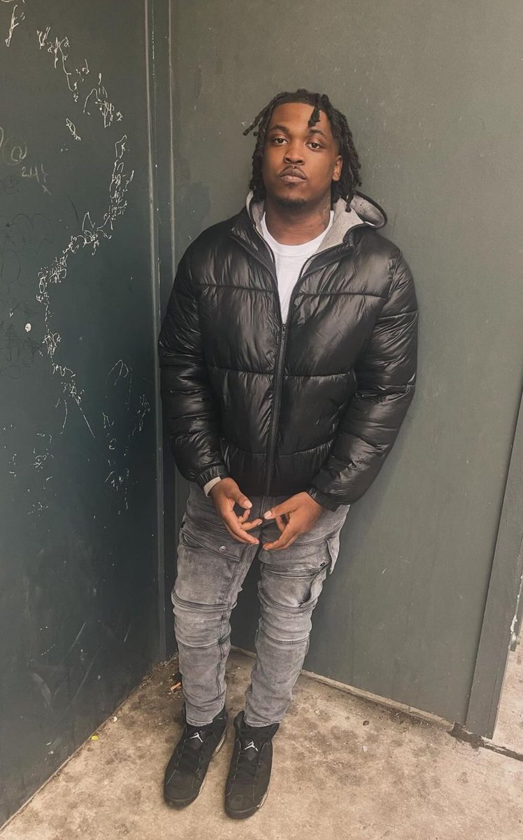 darealgkal's tweet photo. It’s all up to you whatchu wanna do?🫶🏾 https://t.co/9Jy3ThLaPc