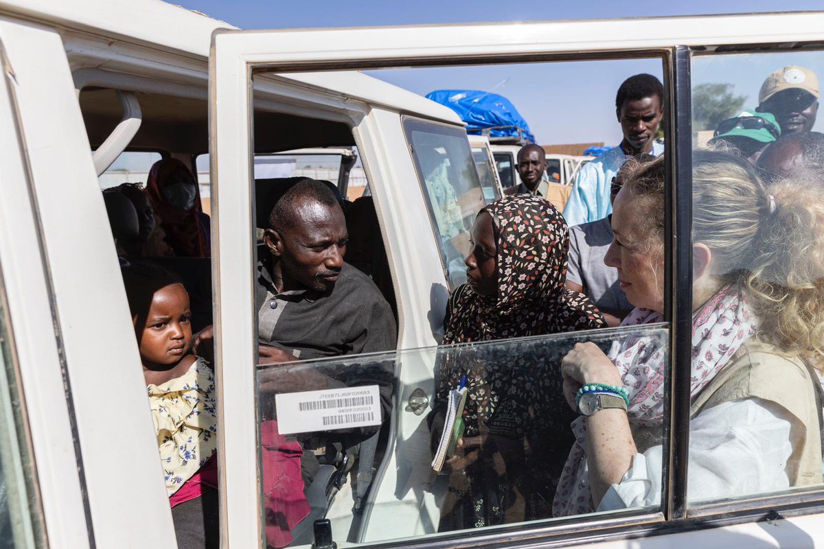 230,000 refugees are waiting to be relocated from the harsh conditions in Adré, Chad, to settlements with essential services.

Some wait months.

Yesterday, Abderamane began his next chapter—but with over 500 new arrivals daily, more resources are urgently needed.
