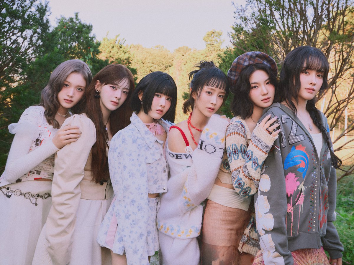 STAYCCharts's tweet photo. .@STAYC_official's highest debuts on MelOn Daily Chart (title-tracks):

1. “STEREOTYPE” (#32)
2. “Bubble” (#66)
3. “Teddy Bear” (#71)
4. “RUN2U” (#82)
5. “BEAUTIFUL MONSTER” (#86)
6. “GPT” (#109)🆕
7. “ASAP” (#118)
8. “Cheeky Icy Thang” (#122)
9. “SO BAD” (#342)

#STAYC #스테이씨 https://t.co/vgRxUSZUg2