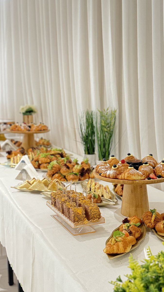 يحدث الآن في #مدارس_الغرّاء_الأهلية.
بحضور (50) معلمة ومديرة من مدارس الطفولة المبكرة ورياض الأطفال،أطلقت إدارة الطفولة المبكرة بـ #تعليم_المدينة_المنورة مبادرة #بيان_ولبيب لتعليم مهارات #اللغة_العربية لطلاب وطالبات مرحلة الصفوف الأولية ورياض الأطفال، في (مرحلتها الأولى).