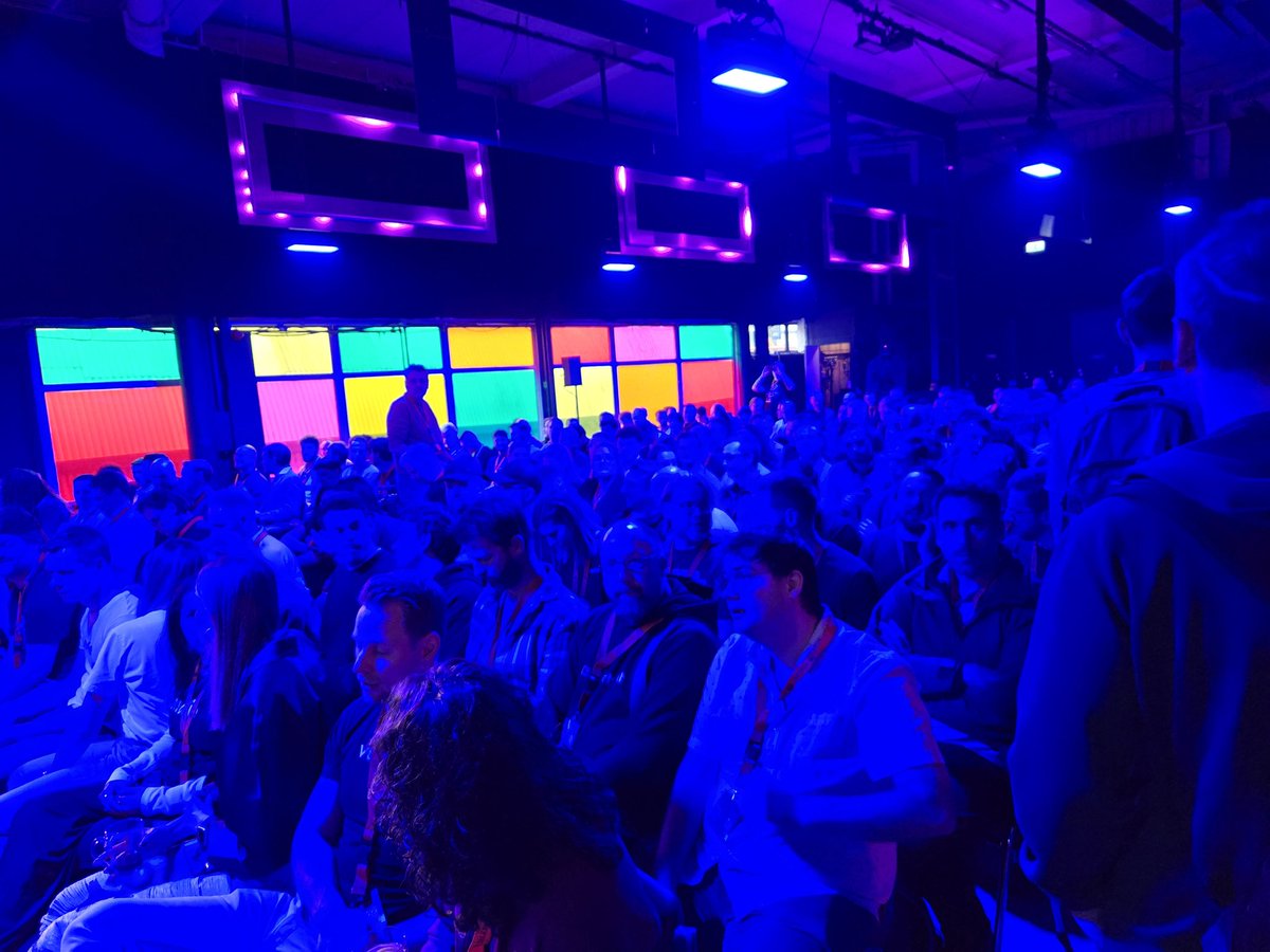 Fuller house at Meet Magento Netherlands #mm24nl

<a href="/MagentoAssoc/">Magento Association</a> <a href="/mage_os/">Mage-OS</a> #magento