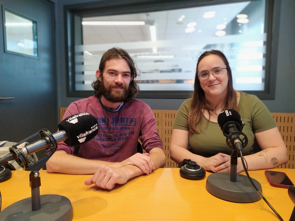 Aquest cap de setmana se celebren les 8⃣enes <a href="/VilaJuga/">Festival del joc del Penedès</a> impulsades per  <a href="/Casa_Estranys/">La Casa dels Estranys</a> amb 3⃣0⃣0⃣ jocs, tornejos, botigues, editorials, jocs de rol, laser tag, karts...
👉Al pavelló Firal de #Vilafranca
⏰ Ds de 10h a 22h  i  dg de 10h a 19h
▶️rtvvilafranca.cat/programa/pened…