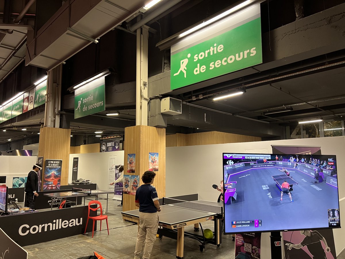 ffttofficiel's tweet photo. Cette année, la FFTT était présente lors de la Paris Games Week où le PingVR était à l’honneur. 🏓
De nombreuses personnes ont enfilé les casques VR pour tester cette nouvelle façon de jouer au tennis de table.🙌
Pour plus d'informations 👉https://t.co/f5JwCN7nFo https://t.co/ARJ8lvnQvb